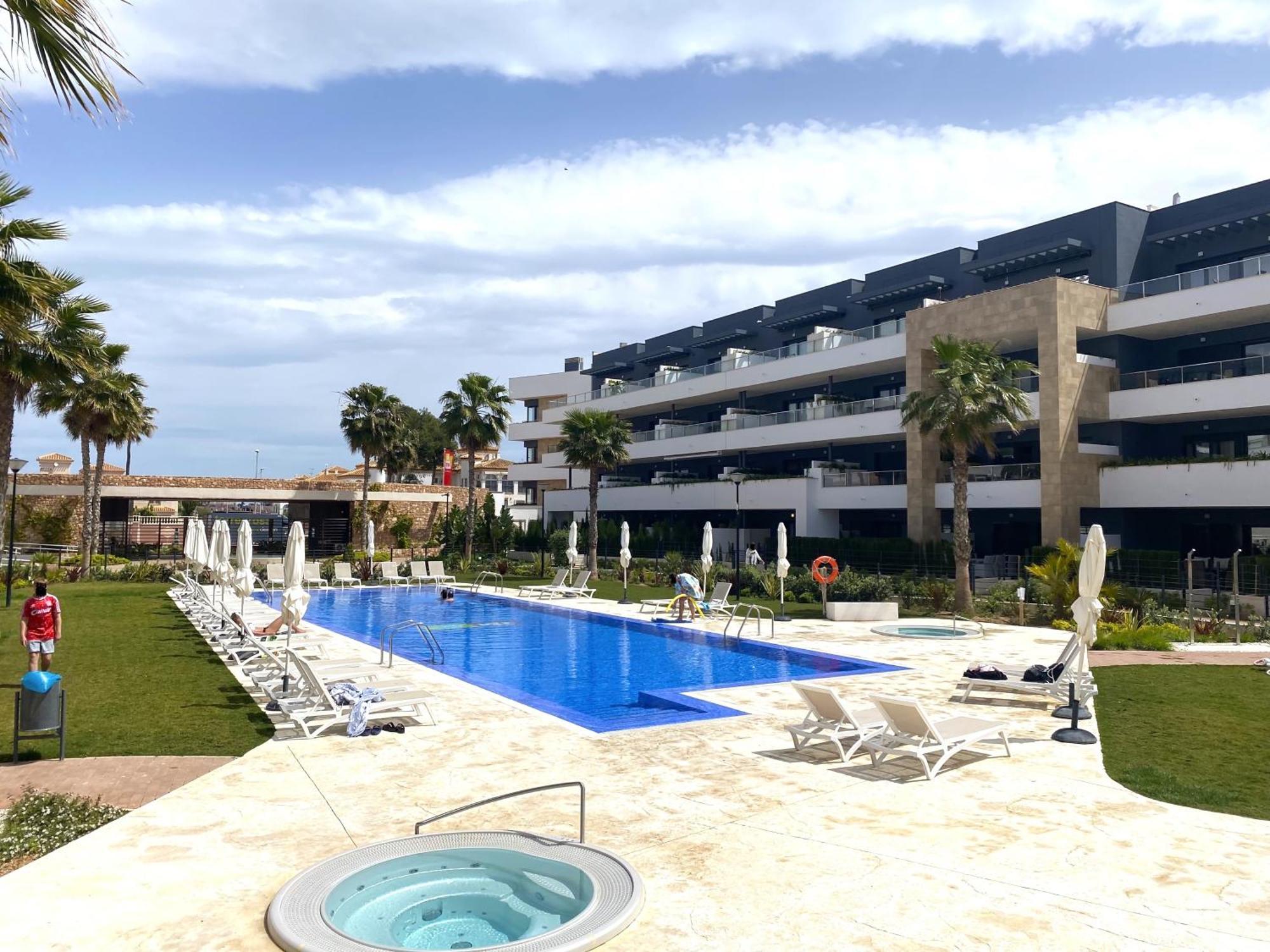 Lujoso Atico En Flamenca Village Alicante Kültér fotó